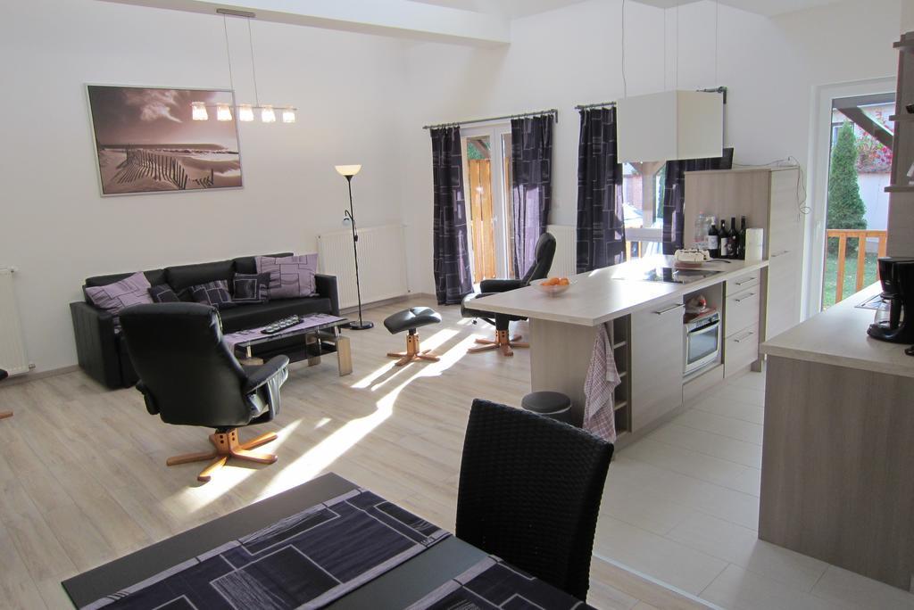 Appartement Mezzanine Heviz Exterior photo